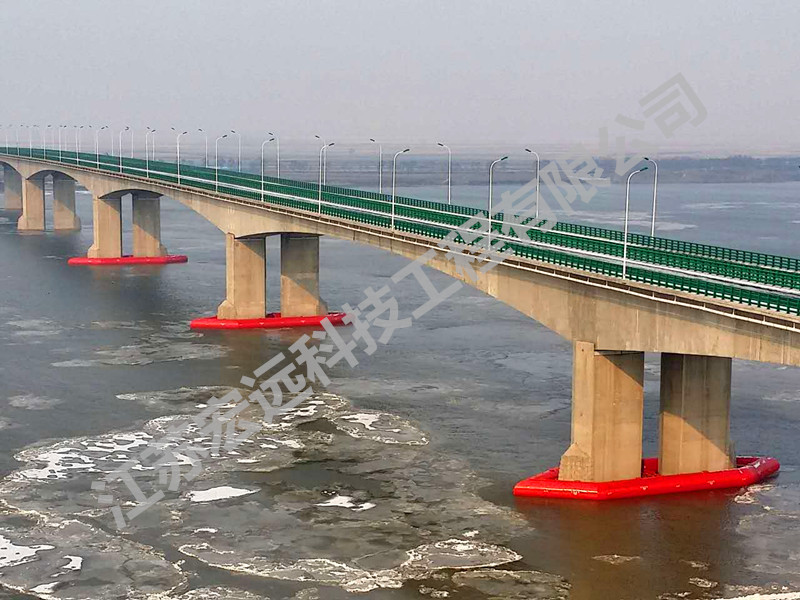 钢覆复合材料桥梁防撞